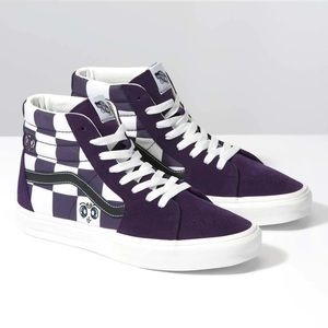 Size 8.5W NEW WITH TAGS & AUTHENTICATION in original box